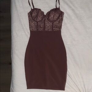 Elegant Lace Bustier Dress